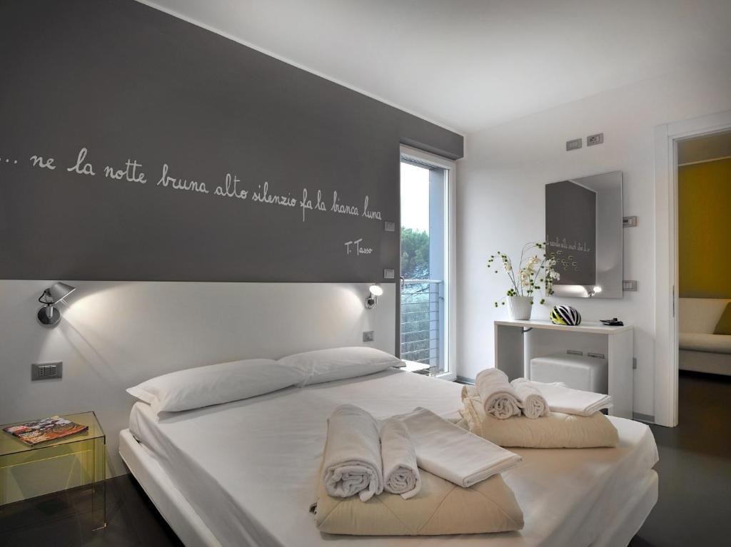 Gardabike Residence Torbole Sul Garda Kamer foto